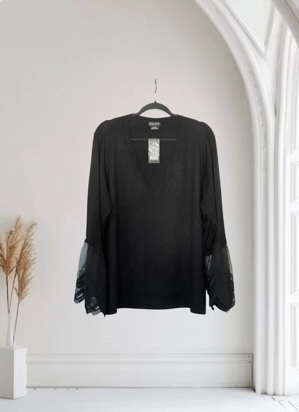 NWT City Chic Black Long Sleeve Sweater X-Large
